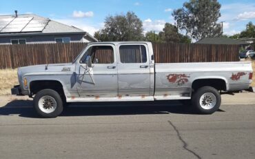 Gmc-sierra-3500-classic-1977-silver