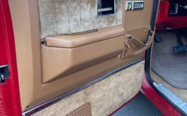 Gmc-sierra-classic-1988-red-14