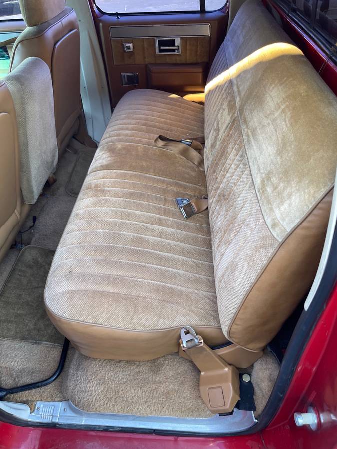 Gmc-sierra-classic-1988-red-15