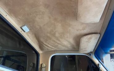 Gmc-sierra-classic1500-crew-cab-1985-white-11