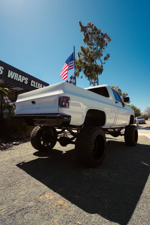 Gmc-sierra-classic1500-crew-cab-1985-white-6