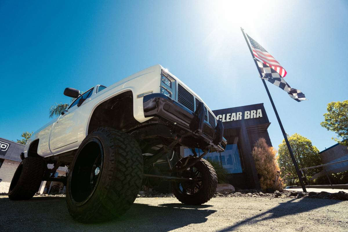 Gmc-sierra-classic1500-crew-cab-1985-white