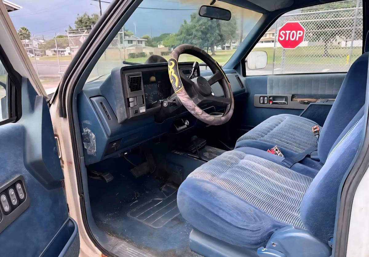 Gmc-sierra-k1500-z71-1994-white-6