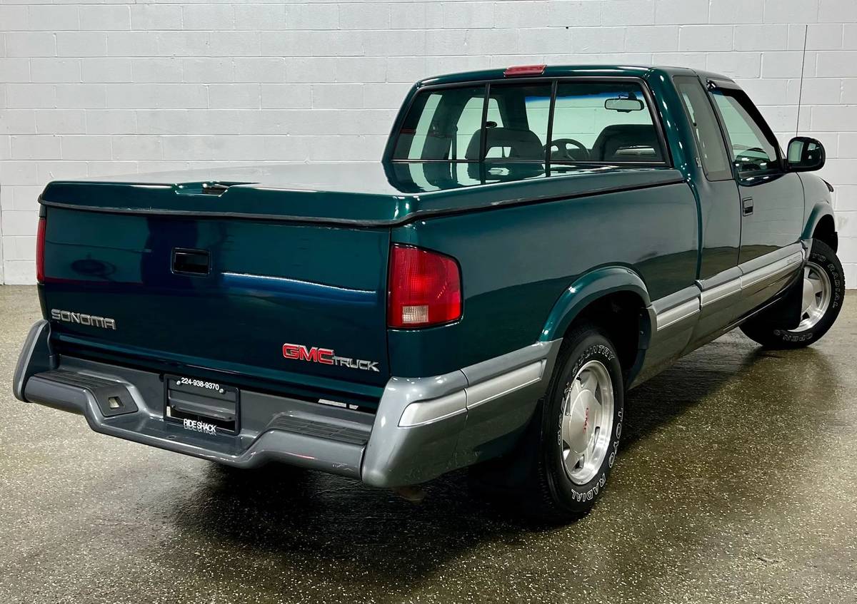 Gmc-sonoma-12-ton-nominal-1996-17