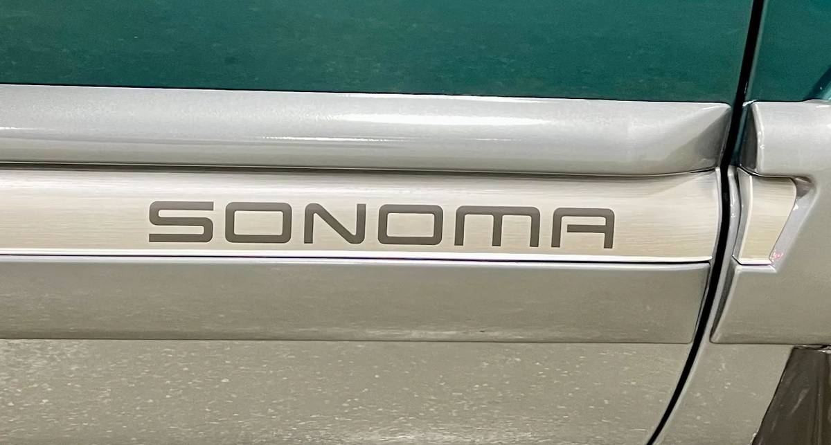 Gmc-sonoma-12-ton-nominal-1996-18