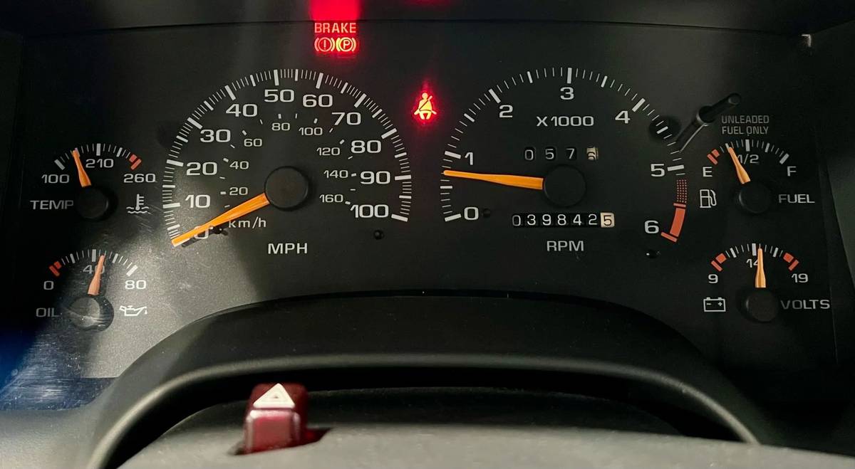 Gmc-sonoma-12-ton-nominal-1996-30