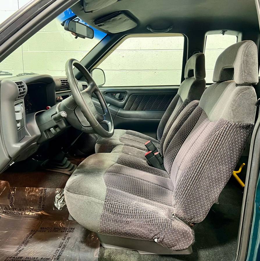 Gmc-sonoma-12-ton-nominal-1996-34