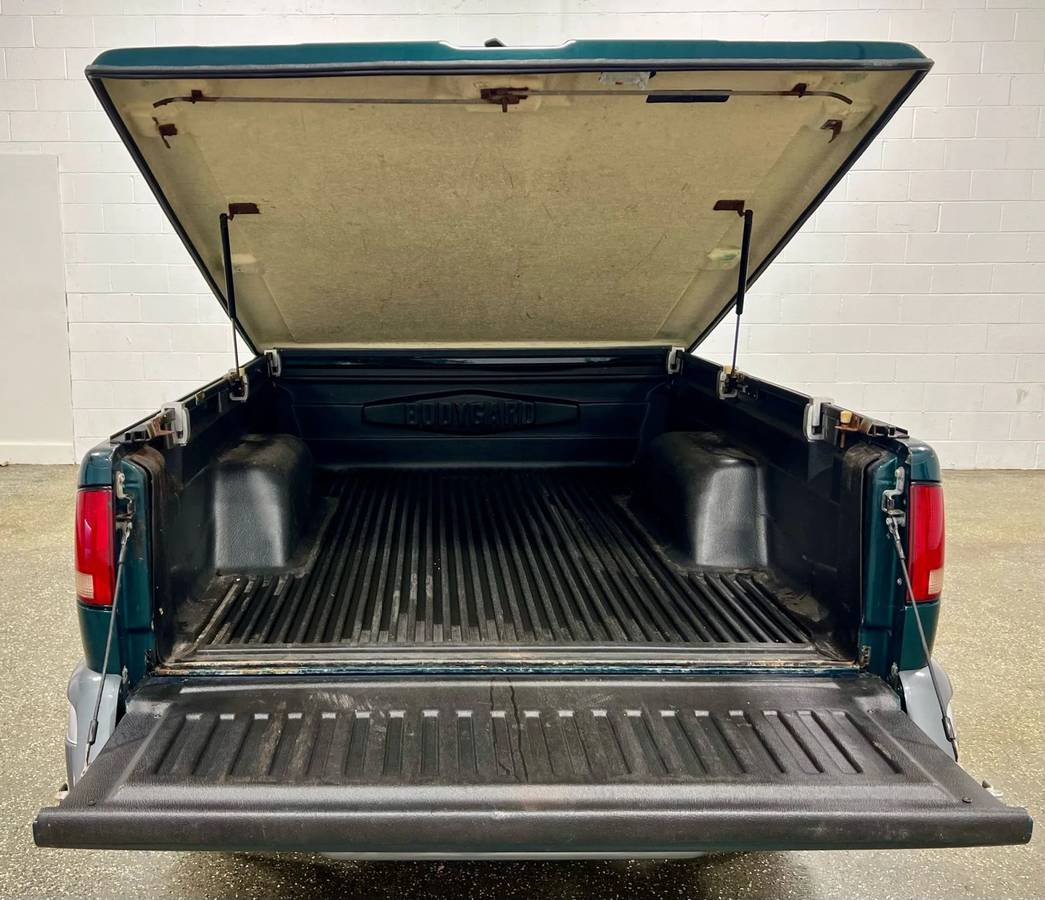 Gmc-sonoma-12-ton-nominal-1996-37