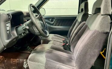 Gmc-sonoma-12-ton-nominal-1996-43