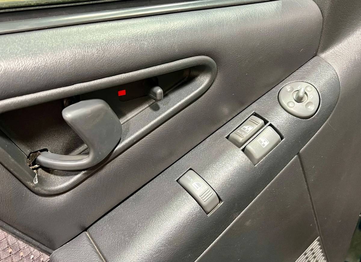 Gmc-sonoma-12-ton-nominal-1996-9