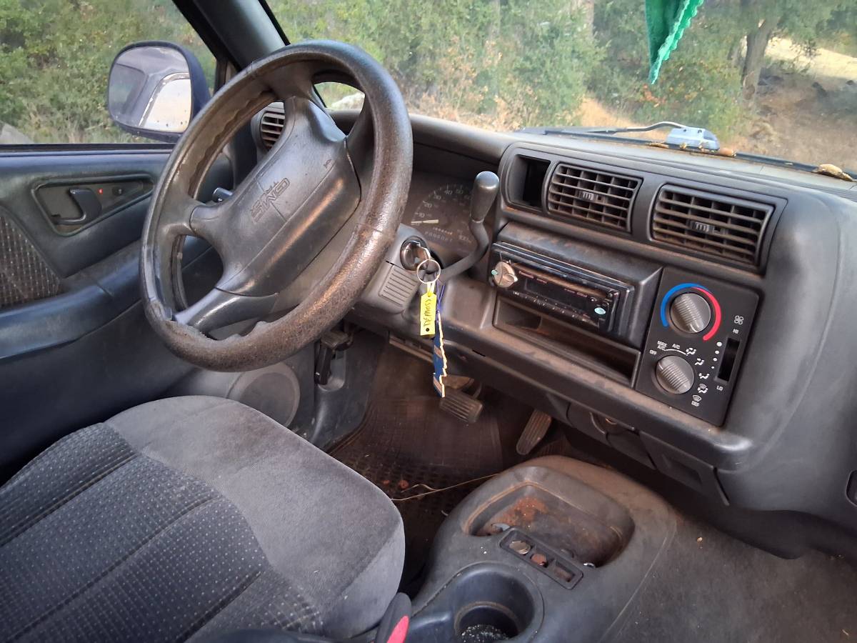Gmc-sonoma-1996-5