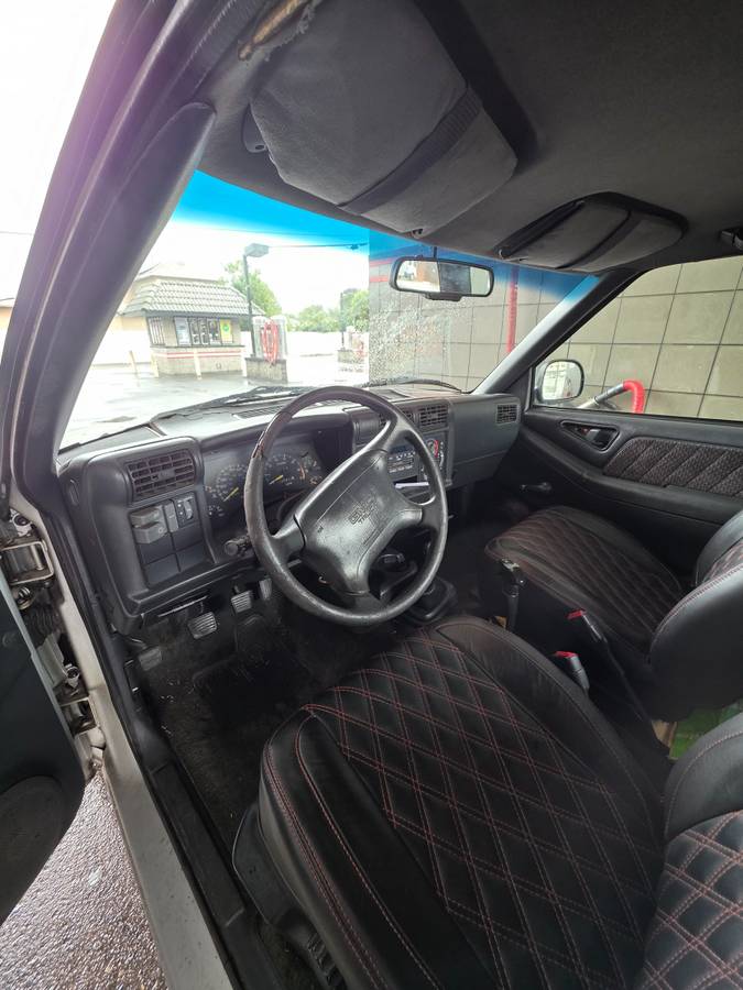 Gmc-sonoma-1996-grey-3