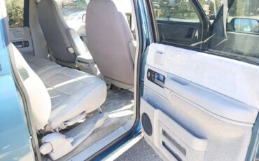 Gmc-suburban-1500-1994-blue-16