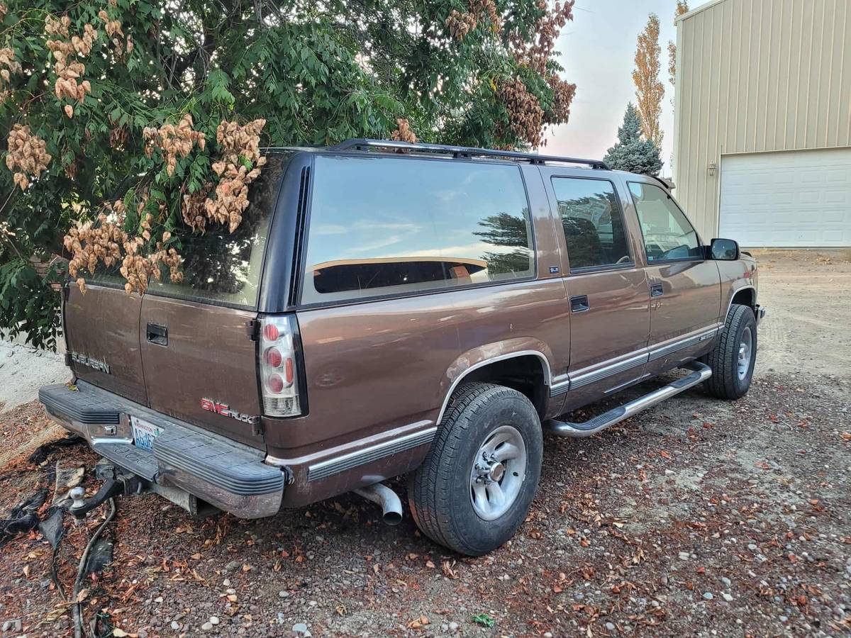 Gmc-suburban-1500-1994-brown-4