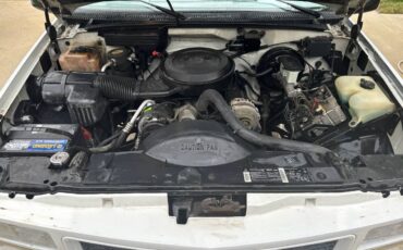 Gmc-suburban-1500-1994-white-14