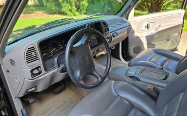 Gmc-suburban-1500-1996-black-13