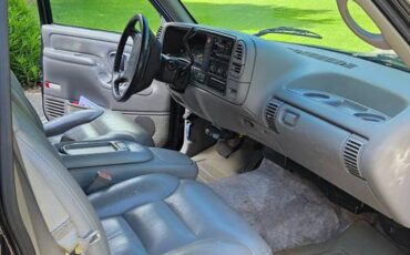 Gmc-suburban-1500-1996-black-17