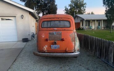 Gmc-suburban-1950-orange-1