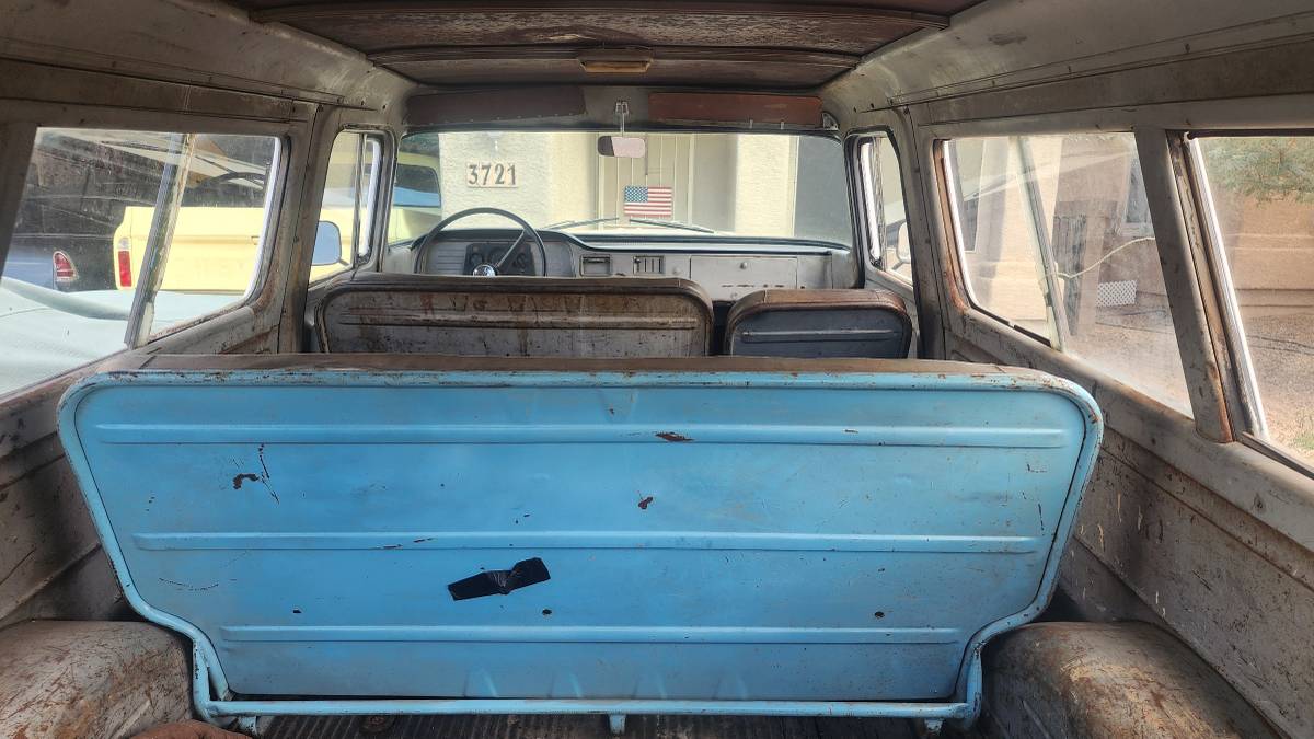 Gmc-suburban-1960-12