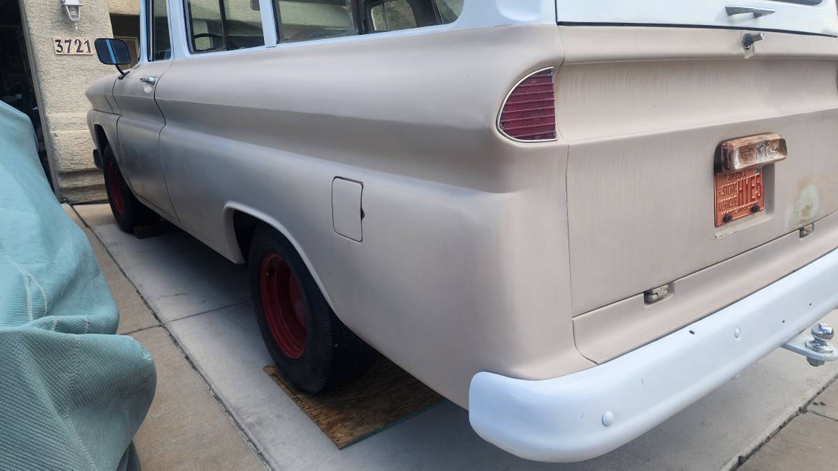 Gmc-suburban-1960-19
