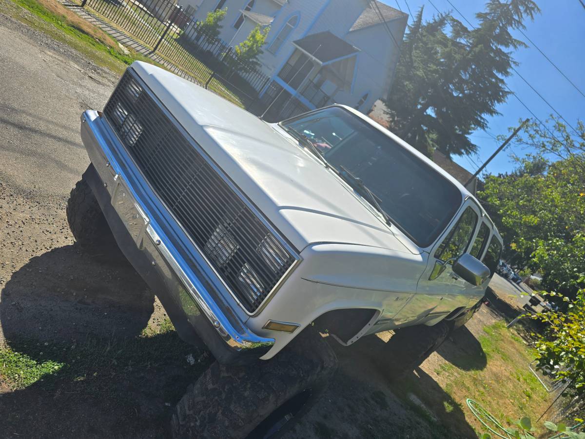 Gmc-suburban-1988-2