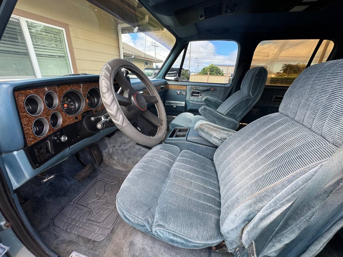 Gmc-suburban-1989-5