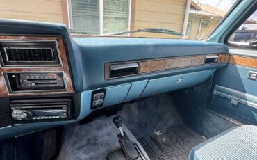 Gmc-suburban-1989-7