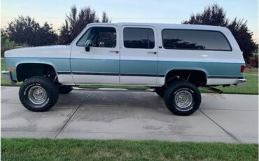 Gmc-suburban-1991-78