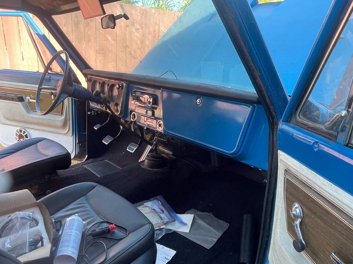 Gmc-suburban-2500-1972-6