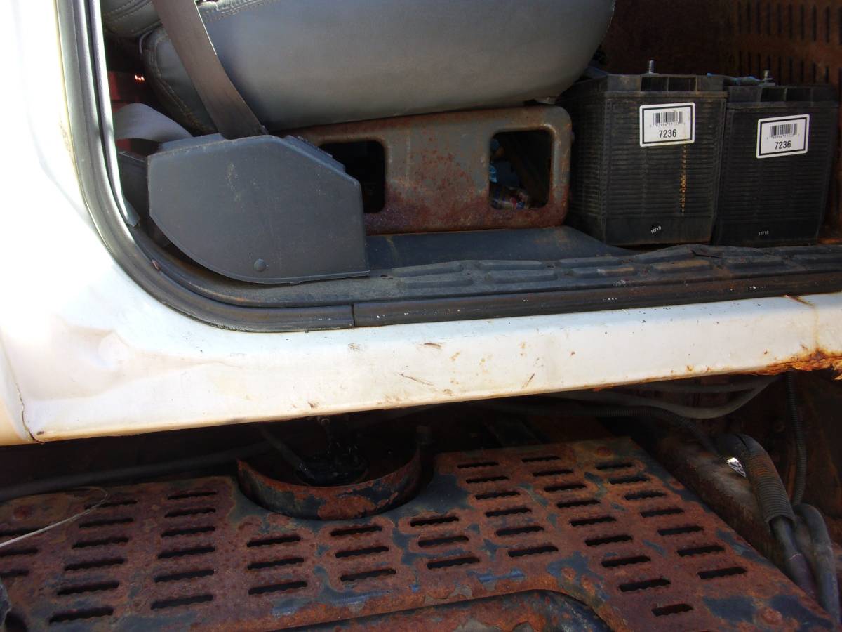 Gmc-topkick-c6-diesel-1995-white-11