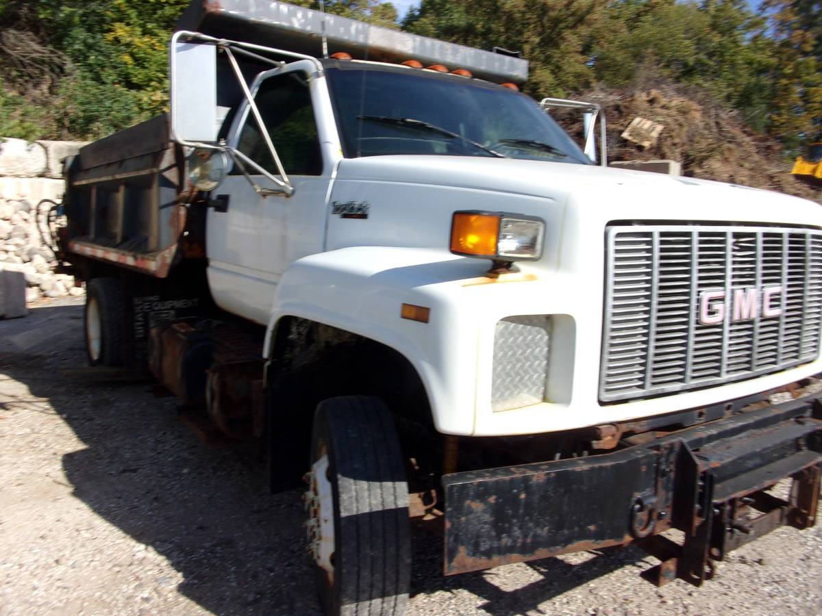 Gmc-topkick-c6-diesel-1995-white-17