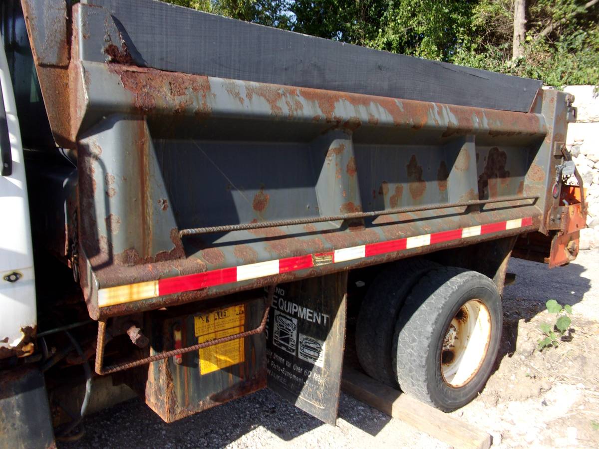 Gmc-topkick-c6-diesel-1995-white-4