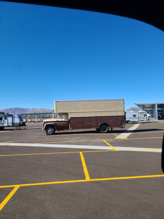 Gmc-v4000-1962-brown