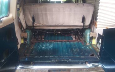 Gmc-vandura-1995-green-11
