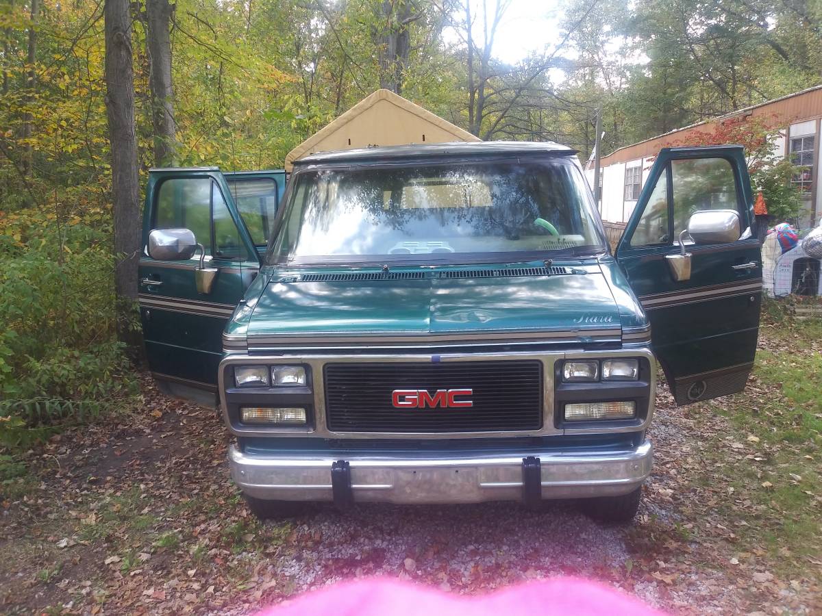 Gmc-vandura-1995-green-14
