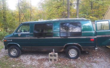 Gmc-vandura-1995-green-18