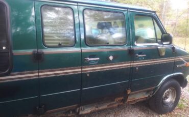 Gmc-vandura-1995-green-3