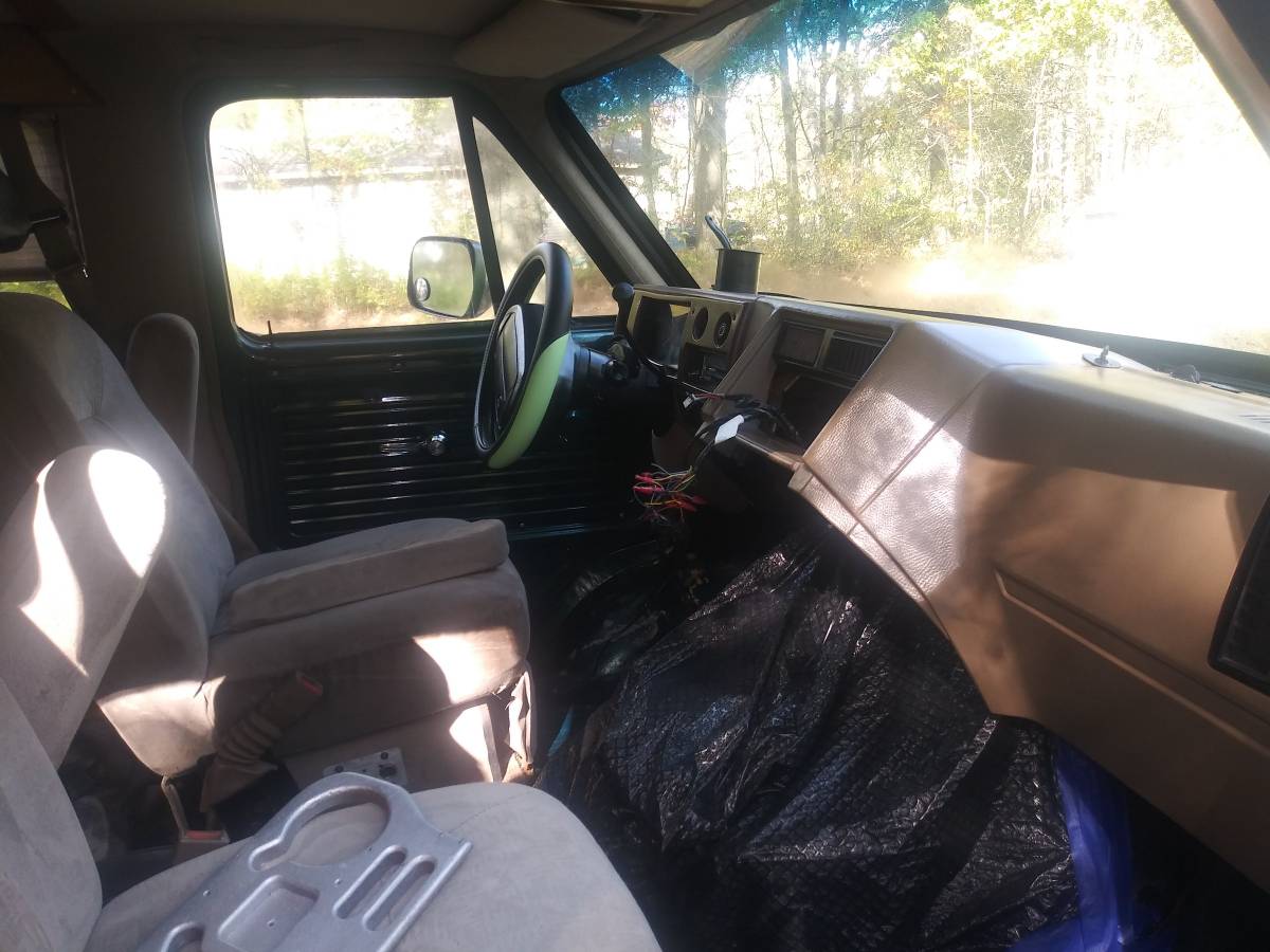 Gmc-vandura-1995-green-6