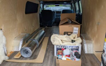 Gmc-vandura-2500-1987-blue-8