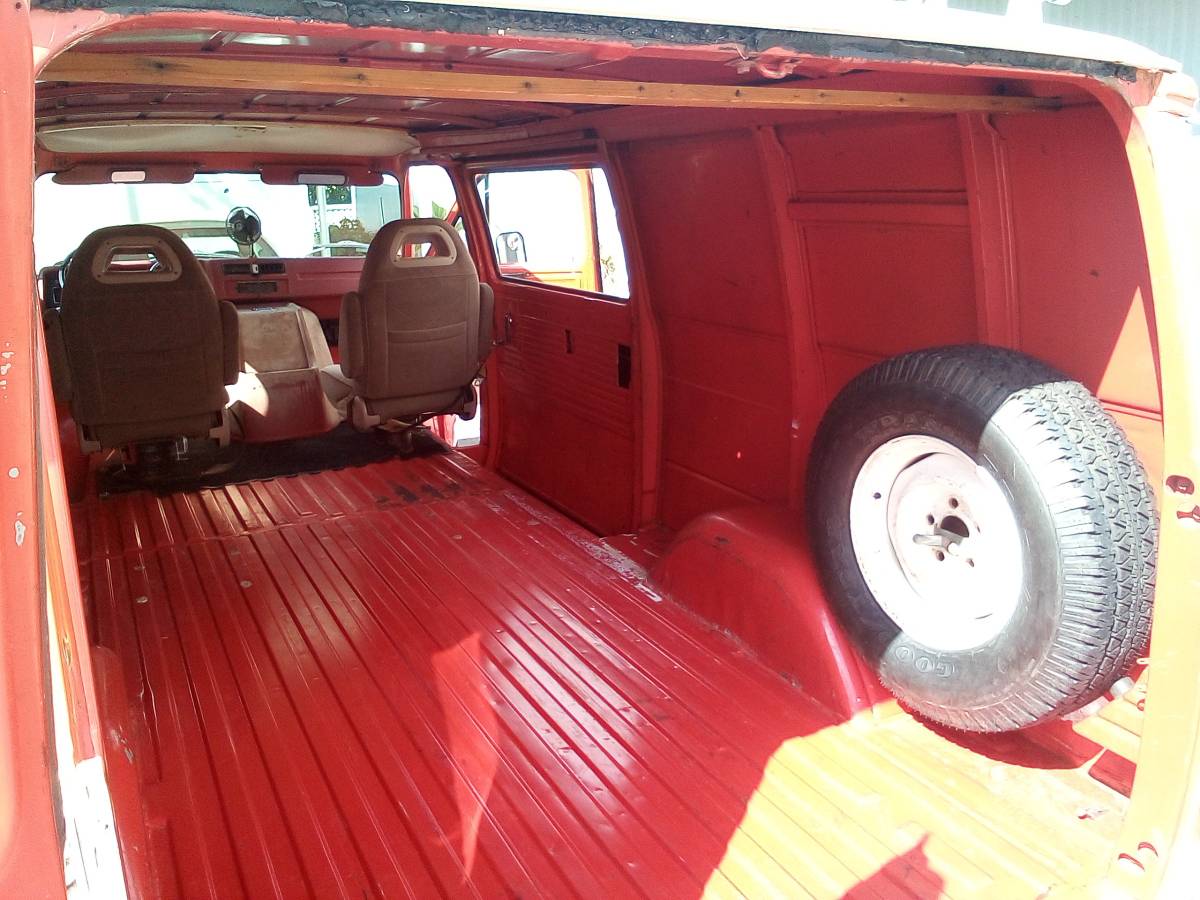Gmc-vandura-34-ton-van-1977-2