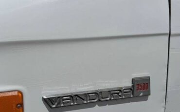 Gmc-vandura-3500-1994-white-10