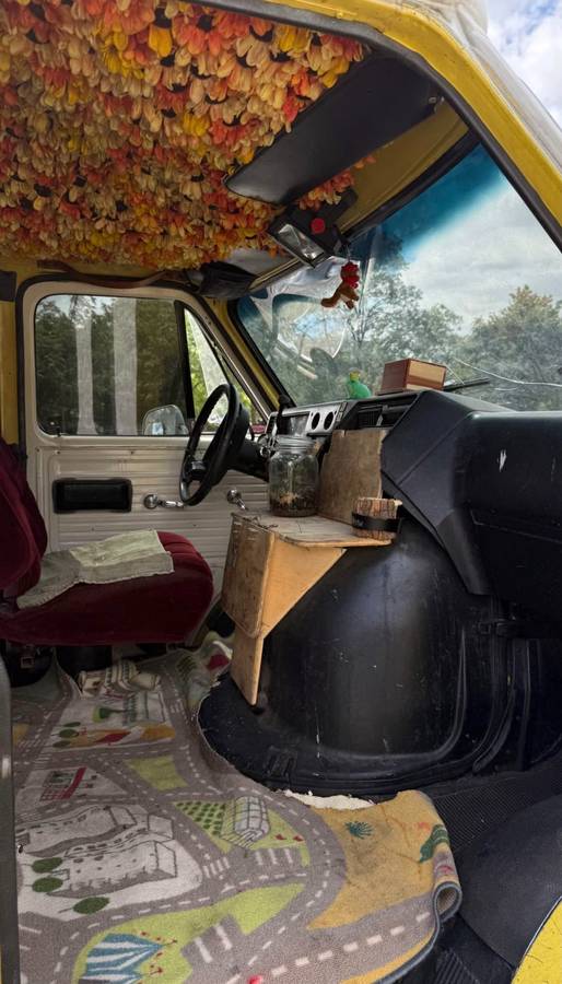 Gmc-vandura-3500-1994-white-8