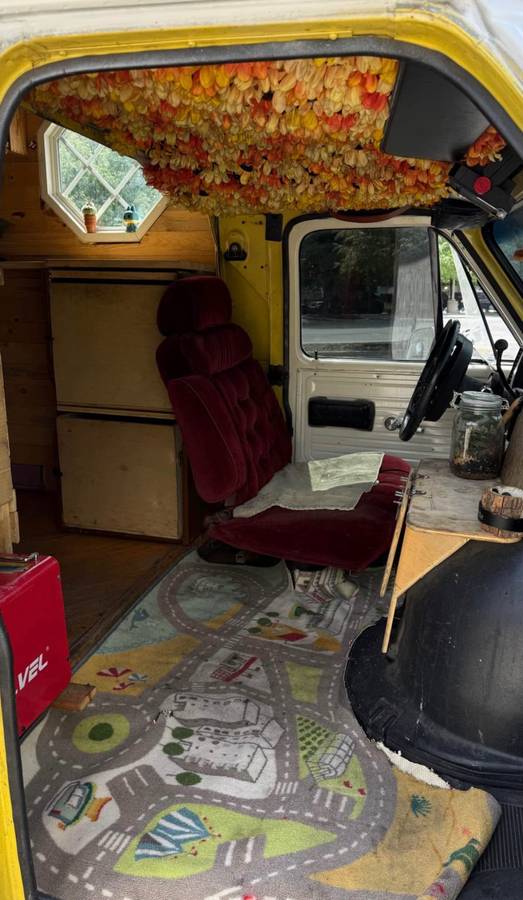 Gmc-vandura-3500-1994-white-9