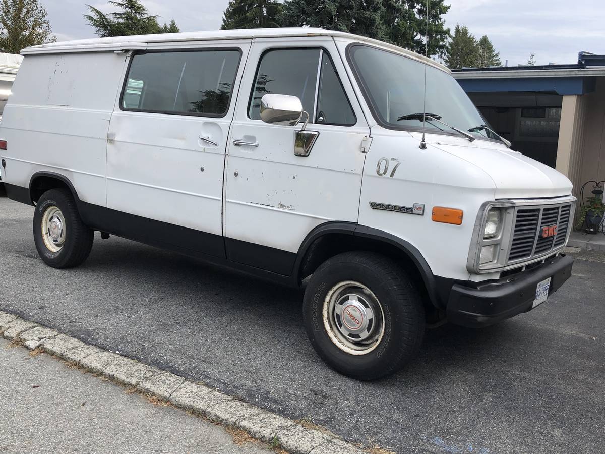 Gmc-vandura-g2500-1991-white-1