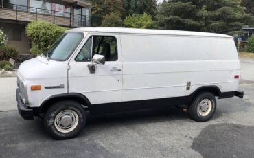 Gmc-vandura-g2500-1991-white