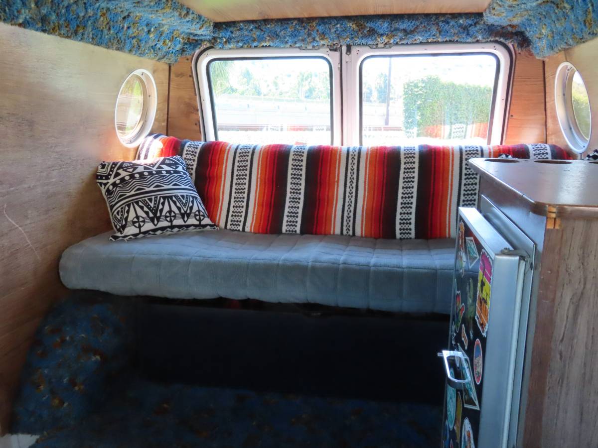 Gmc-ventura-1976-white-13