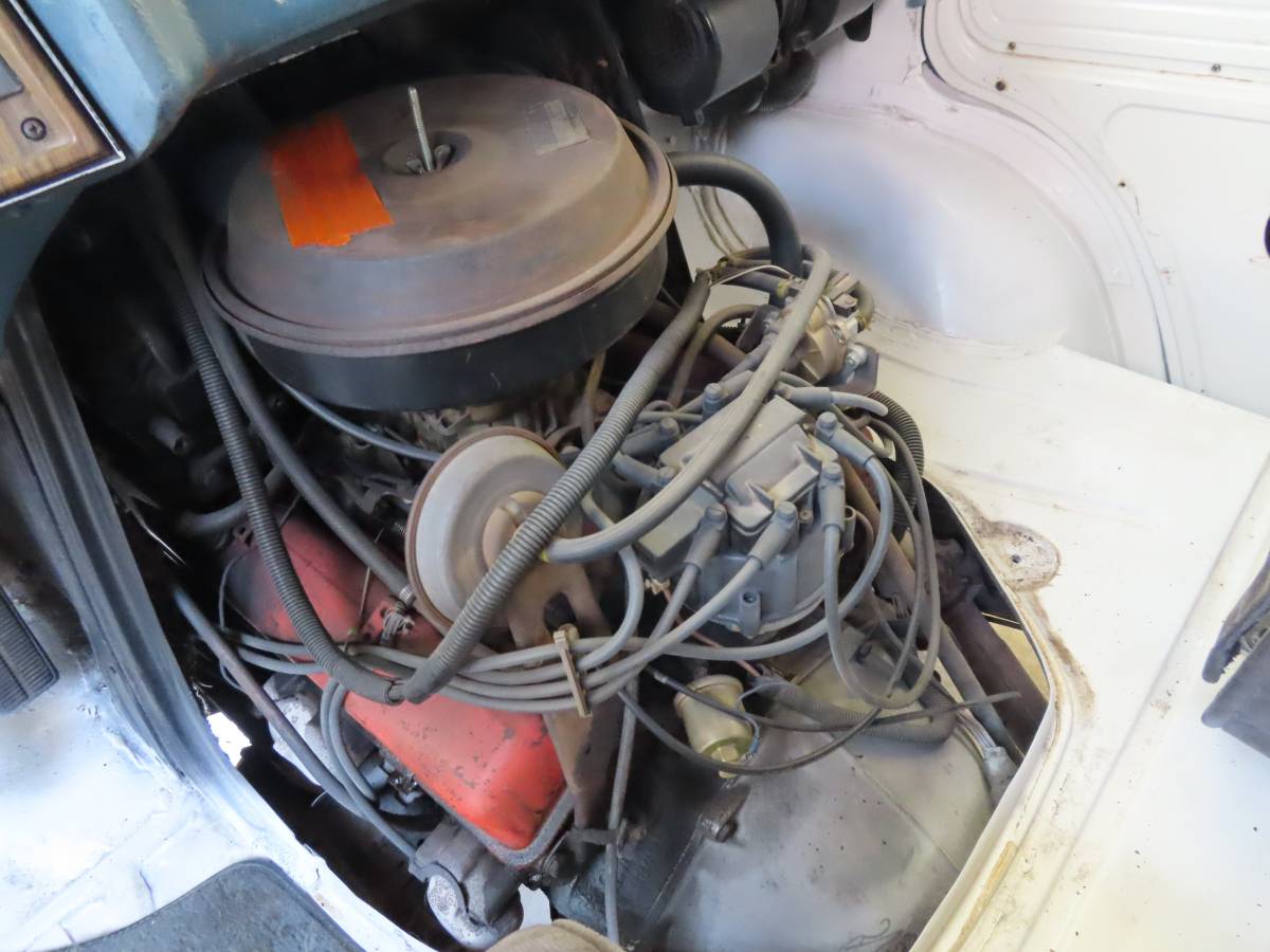 Gmc-ventura-1976-white-8