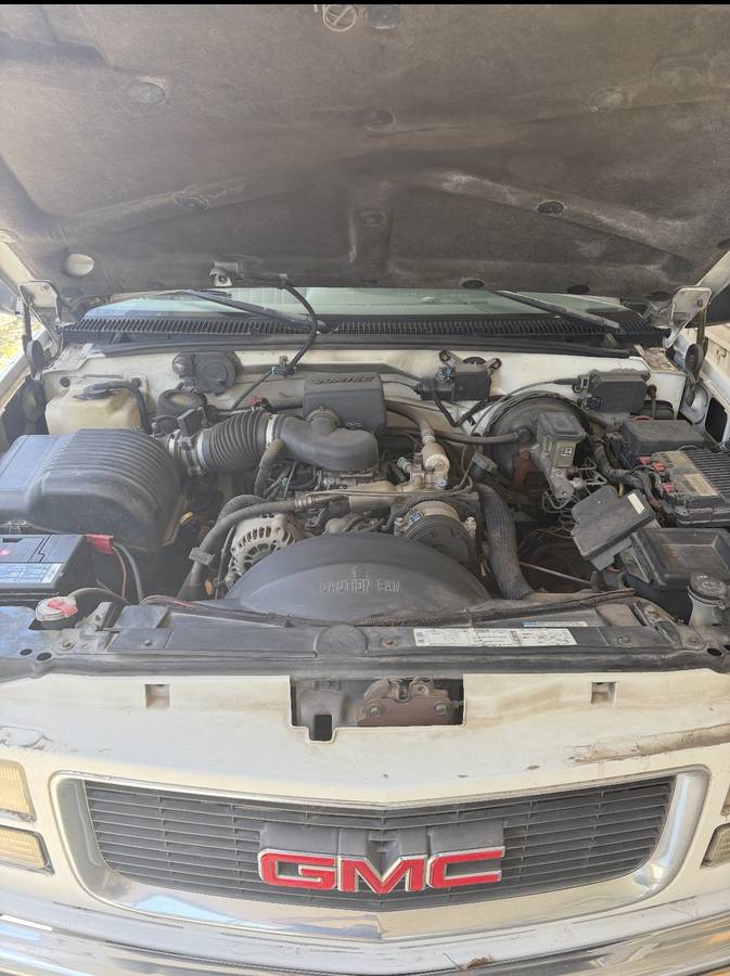 Gmc-yukon-1996-white-3