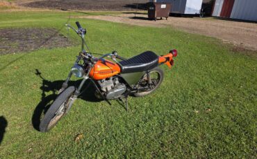 Harley-250-ss-1976-orange-1