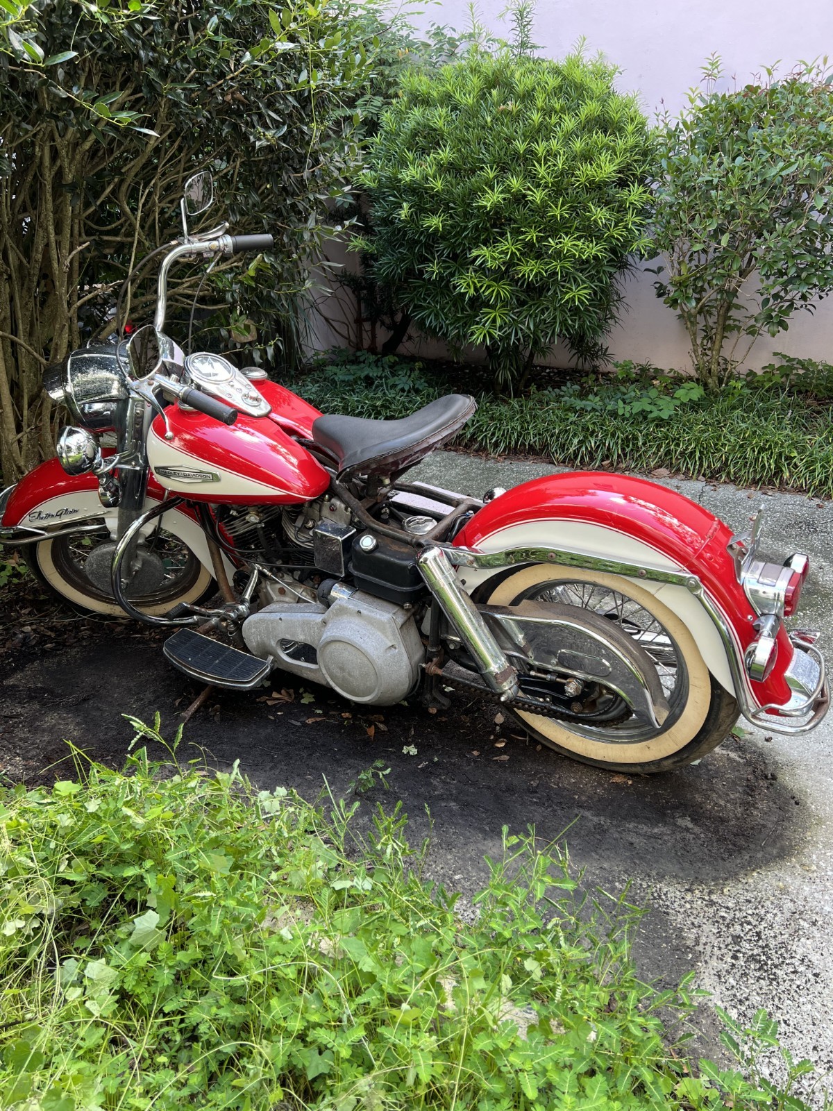 Harley-Davidson-Electra-Glide-FLH-1967-1